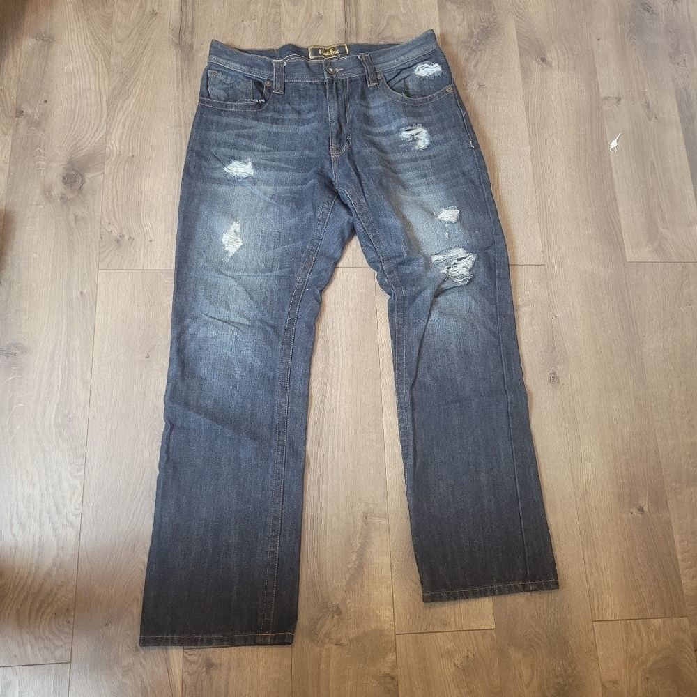 HALIFAX distressed blue jeans 34x32